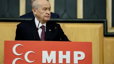 Bahçeli'den Meclis'teki çekiçli protestoya tepki