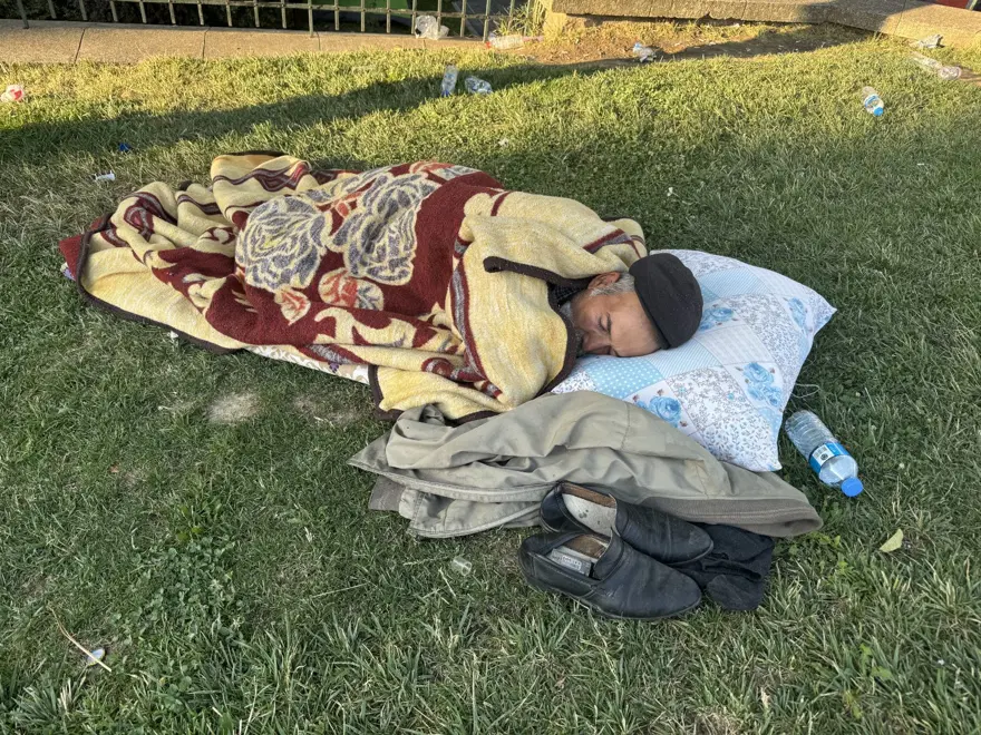 Türkiye'nin dört bir yanından geldiler, otellerde yer kalmadı: "Bedava Palas" bu sene de doldu 6 Türkiye'nin dört bir yanından geldiler, otellerde yer kalmadı: "Bedava Palas" bu sene de doldu 6