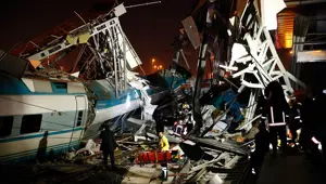 Ankara'da tren kazası: 9 kişi öldü, 84 kişi yaralandı