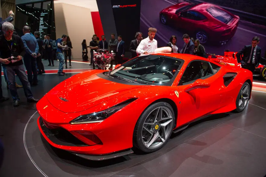 Cenevre’de Ferrari’den F8 Tributo tanıtımı 1 Cenevre’de Ferrari’den F8 Tributo tanıtımı 1