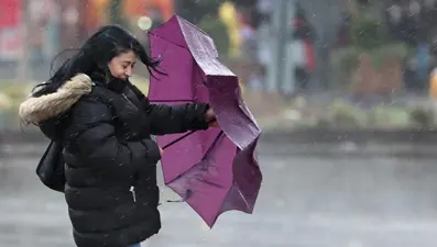 Valilik saat verdi: İstanbul için fırtına uyarısı