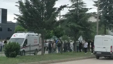 Yaya geçidinde kamyonetin çarptığı 10 yaşındaki çocuk öldü