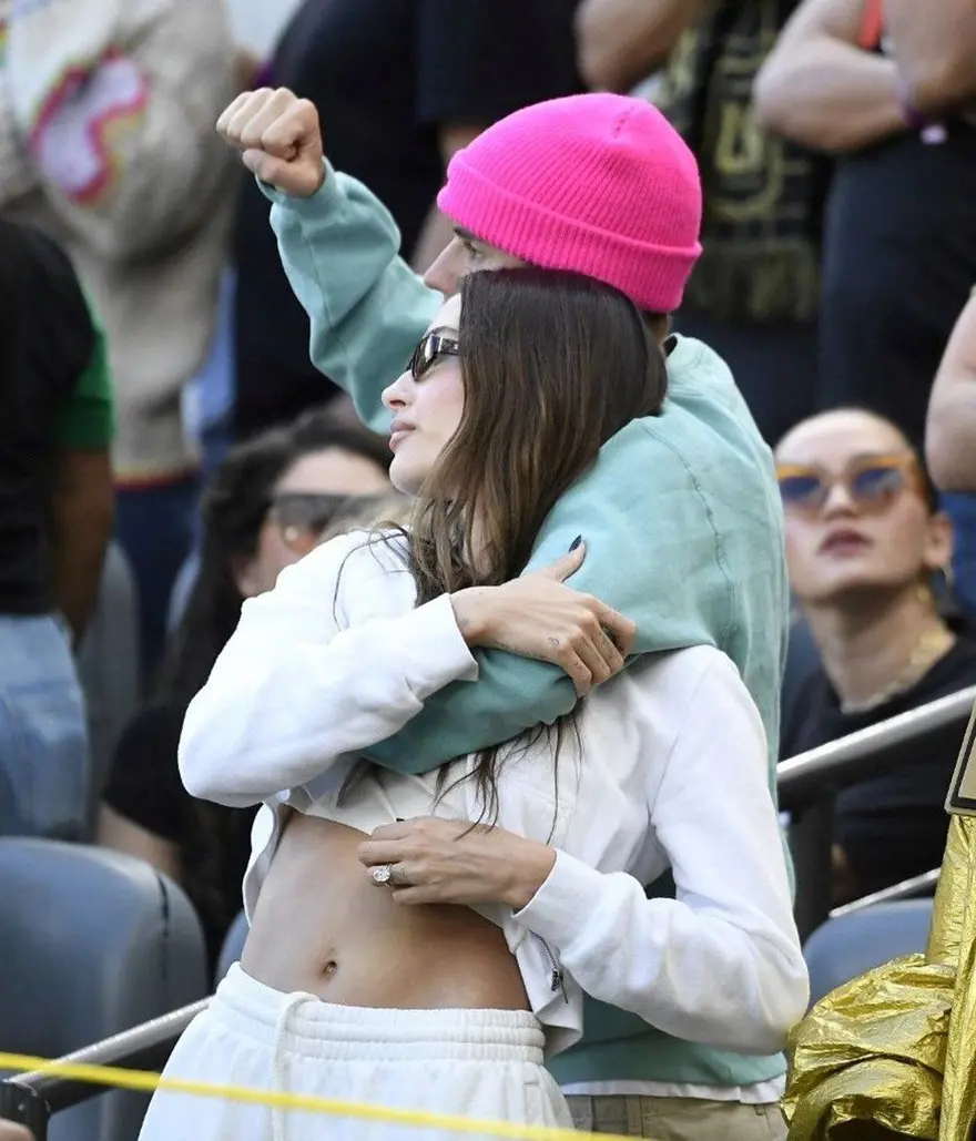 Justin Bieber babalığın tadını çıkarıyor 4
