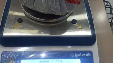 Polis ile şüphelilerin kovalamacası: Attıkları poşetten uyuşturucu çıktı