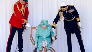 Kraliçe Elizabeth'e coronaetkili kısıtlı doğum günü kutlaması (Kraliyet tarihinde bir ilk)