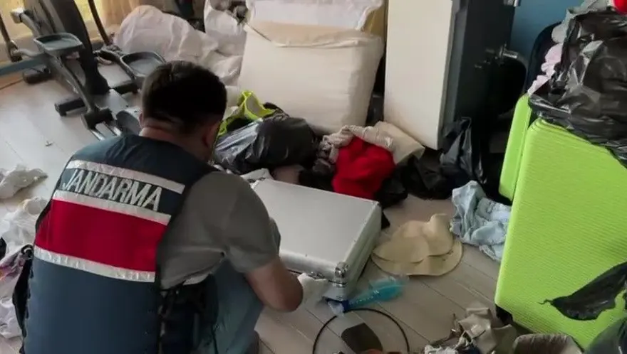 VIP ARAÇTA GÜZELLİK SALONU 1 VIP ARAÇTA GÜZELLİK SALONU 1