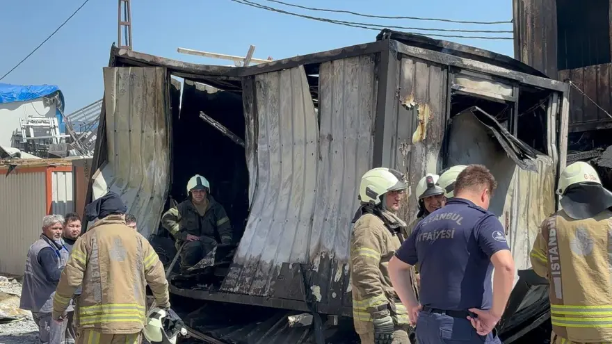 İşçilerin kaldığı konteynerde yangın 5