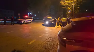 Bursa'da motosiklet ile otomobil çarpıştı: 2 yaralı