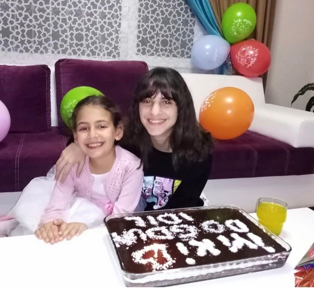 Enkaz altından 58 saat sonra kurtarılan İdil Şirin'in kardeşi İpek Şirin'den acı haber