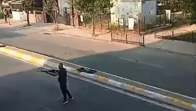 İşten atılanişçiden uzun namlulu silahla kurşun yağmuru