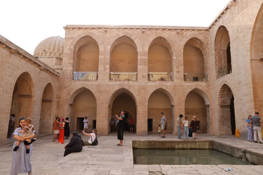 Mardin'e Kurban Bayramı'nda turist yağdı: ''Çekilen dizilerin etkisi büyük'' 4