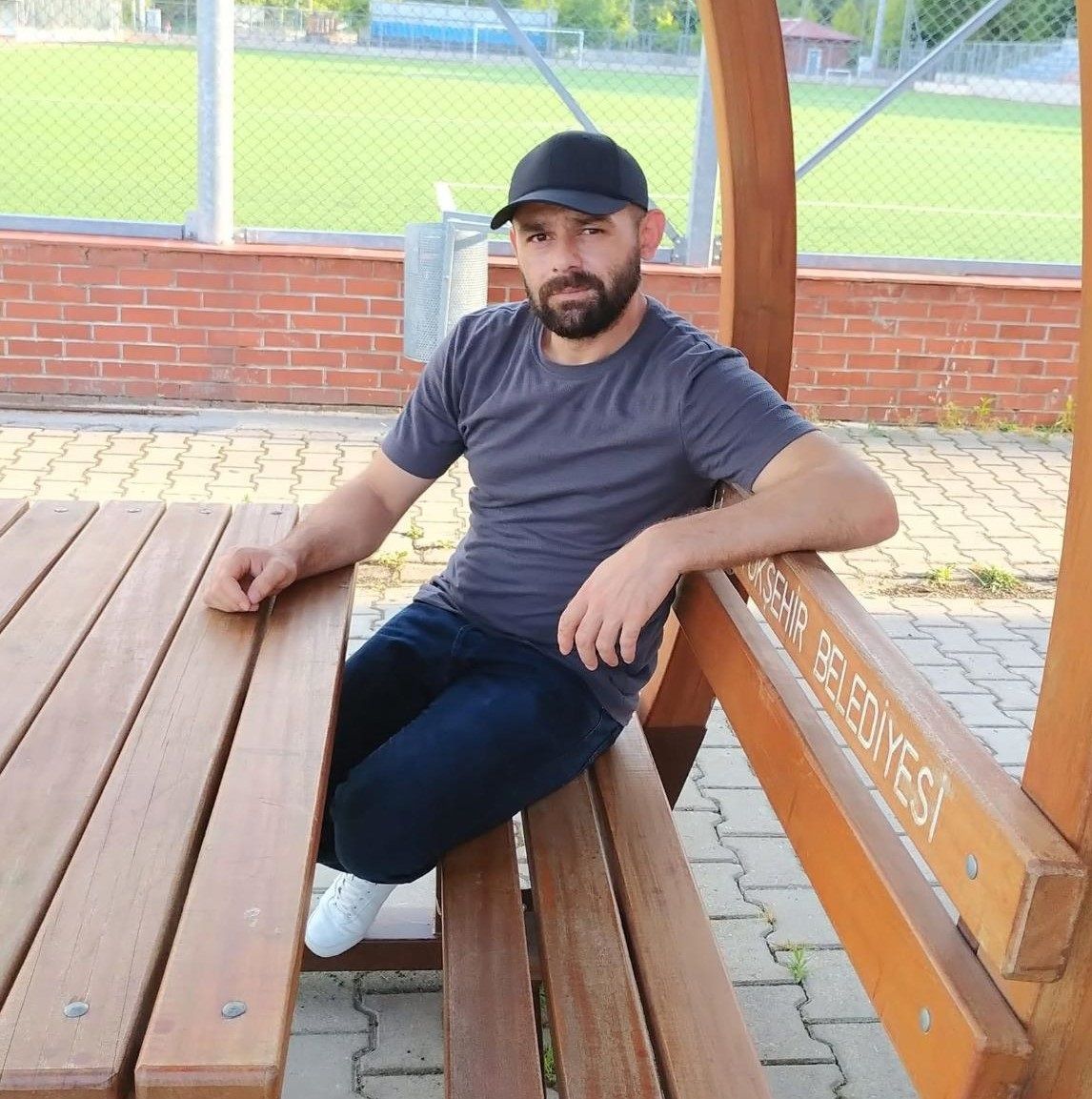 Kocaeli'de tüfekle vurulan kişi ağır yaralandı
