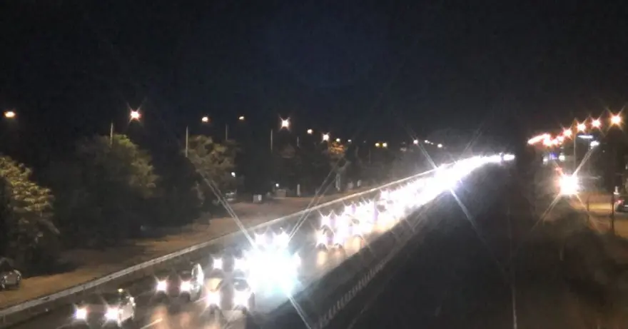 20 kilometrelik araç kuyruğu 
