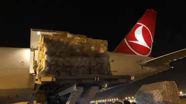 Çin'den alınan ilk parti hızlı tanı kitleri Türkiye'ye getirildi