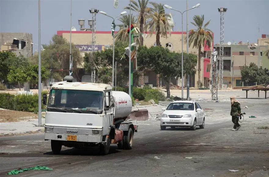 Kaddafi'nin kalesi düştü 36 Kaddafi'nin kalesi düştü 36