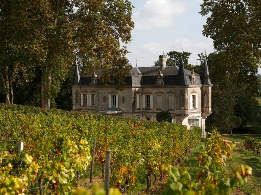 Yeni trend 'şatoda tatil' 6