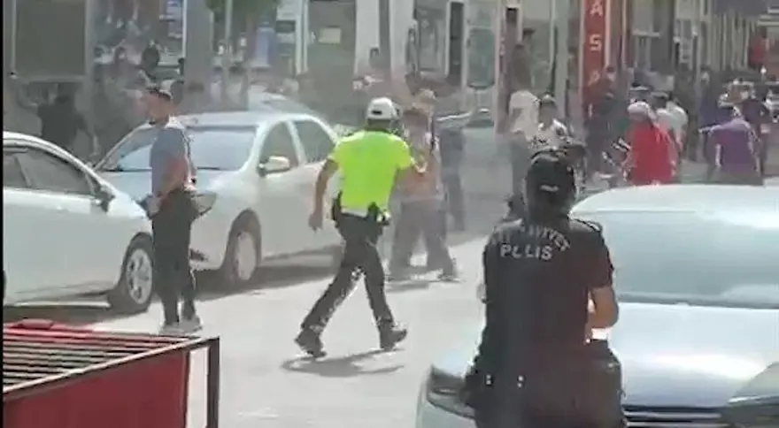 Şanlıurfa'da aşiret kavgası: 2'si polis çok sayıda yaralı var 1