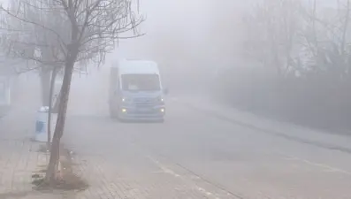 Keşan’da sis: Görüş mesafesi 50 metreye düştü