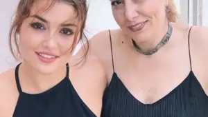 Hande Erçel'den annesine: Aşığınım yanında olamasam da
