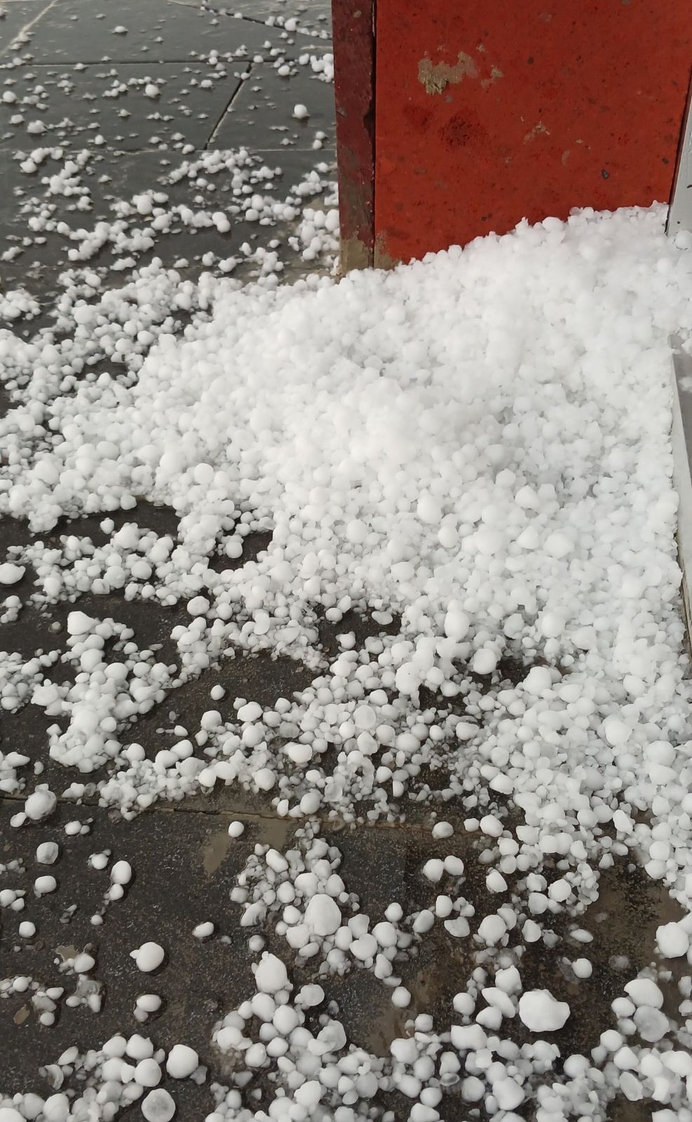 Ardahan'da dolu yağışı