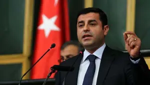 HDP'nin cumhurbaşkanı adayı Selahattin Demirtaş