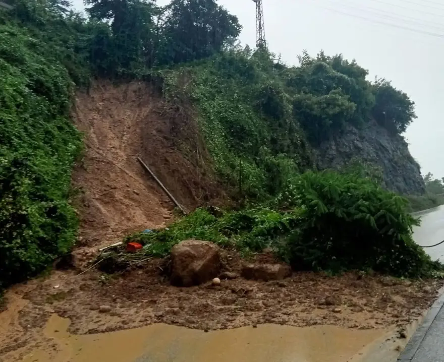 Batı Karadeniz'i yine sel vurdu 26