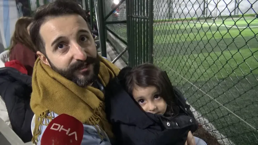 Kadınlar sosyal medyadan halı sahaya 1