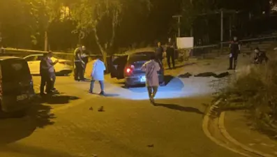 Esenyurt’ta kovalamaca: Uzun namlulu silahlarla tekel bayisini taradılar