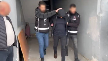 Dört ilde dört çeteye operasyon: Silah ve el bombaları ele geçirildi