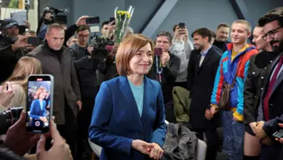 Moldova'da Batı yanlısı Sandu yeniden seçildi: Rusya'dan "dışarıdan oy getirildi" iddiası