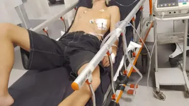 Gasp etmek istedikleri Ukraynalı çocuğu sırtından bıçakladılar