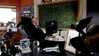 Ünlü fizikçi Stephen Hawking'in mirası bölüşüldü: Eşyalarının bir kısmı Londra Bilim Müzesi'nde sergilenecek