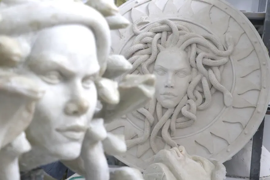 Güney Kore'deki dev akvaryumun heykelleri Çanakkale'den 3 Güney Kore'deki dev akvaryumun heykelleri Çanakkale'den 3