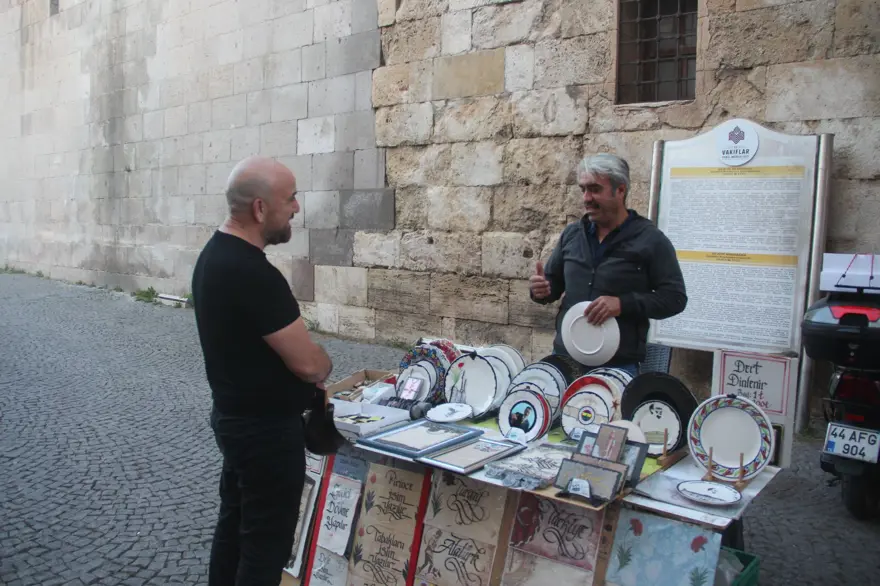 "ANLAT ANLAT BİTMİYOR" 4