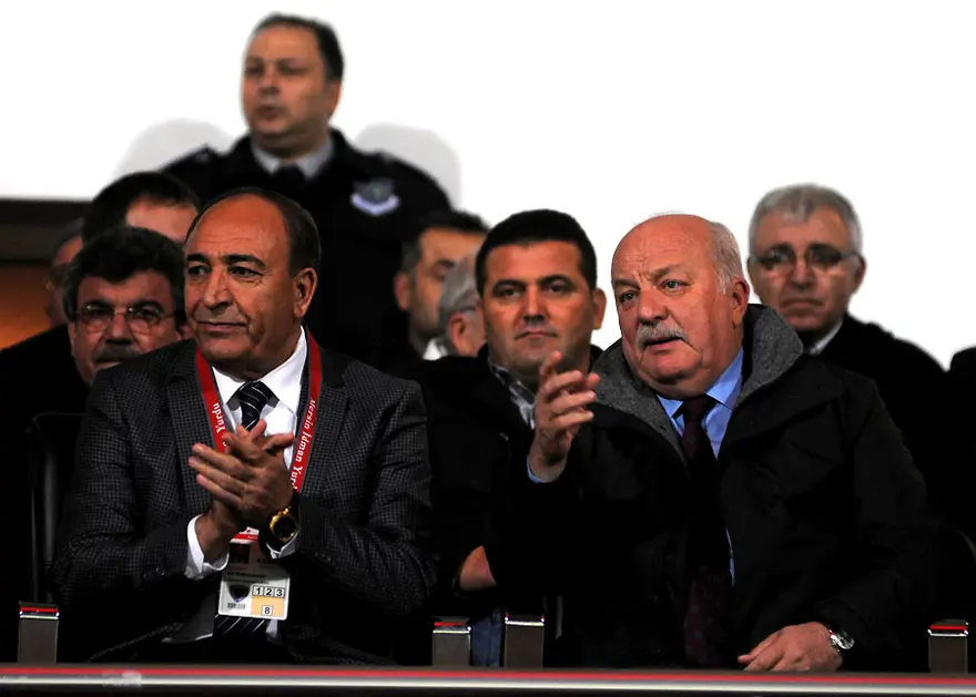 Kendi kendilerini yaktılar! 16 Kendi kendilerini yaktılar! 16
