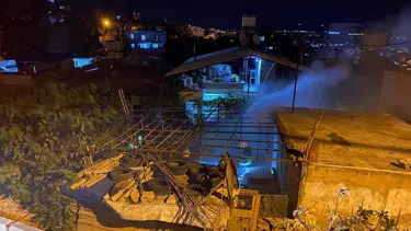 Kırıkhan'da evin odunluğu yandı