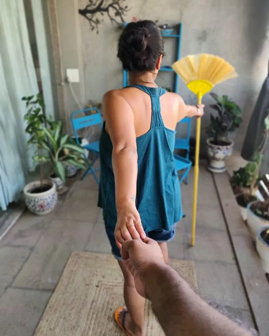 Karantina günlerinde evde yaratıcı seyahat fotoğrafları 35 Karantina günlerinde evde yaratıcı seyahat fotoğrafları 35