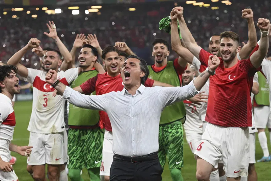 Türkiye, Çekya karşısında kazanarak EURO 2024'te son 16'ya kaldı 8