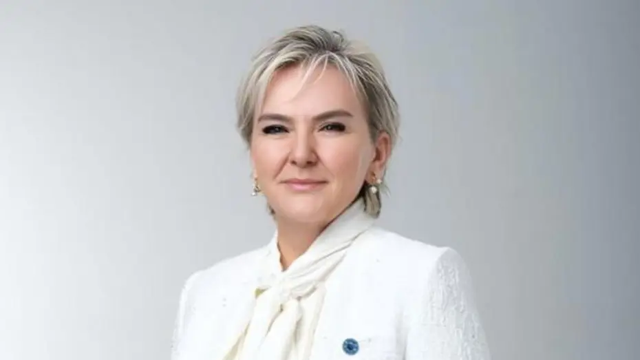 CHP Milletvekili Nimet Özdemir partisinden istifa etti