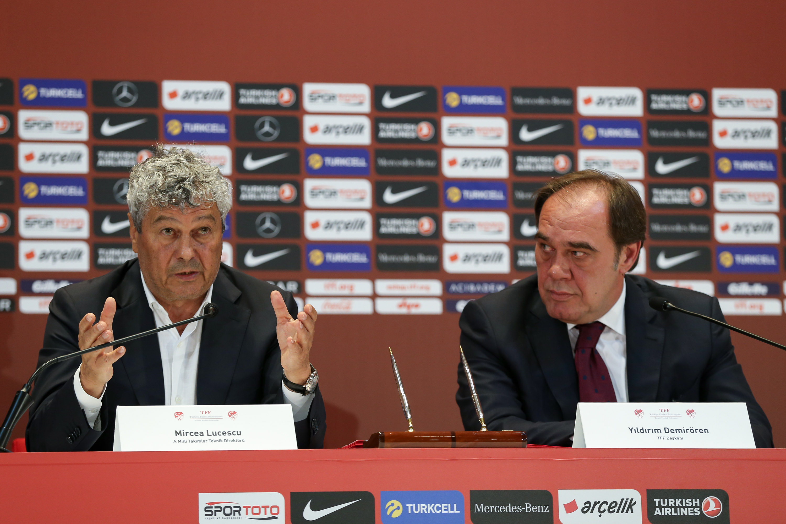 Lucescu: Arda Turan ile konuşacağım