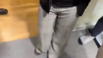 İstanbul'da üniversitede "mescide ayakkabıyla girme" görüntülerine inceleme