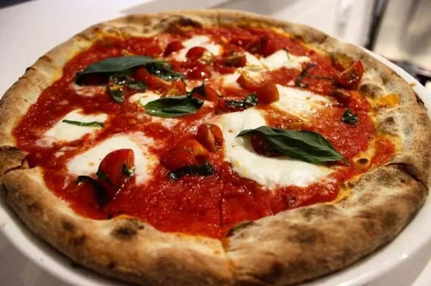 Dünyanın en iyi 70 pizza restoranı belli oldu (Türkiye'den 2 yer listede) 5 Dünyanın en iyi 70 pizza restoranı belli oldu (Türkiye'den 2 yer listede) 5