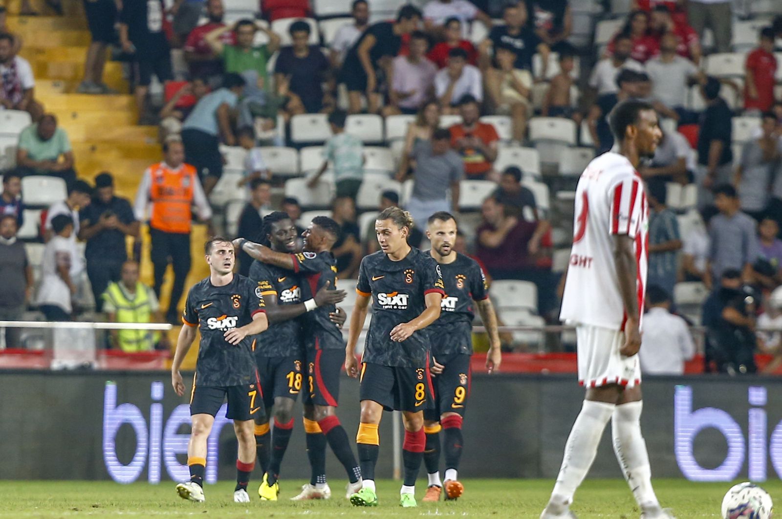 SON DAKİKA: Fraport TAV Antalyaspor 0-1 Galatasaray (maç sonucu)
