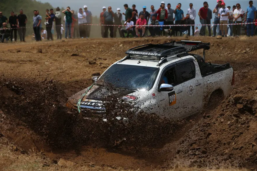 Yaylada off-road yarışlarına yoğun ilgi 12 Yaylada off-road yarışlarına yoğun ilgi 12