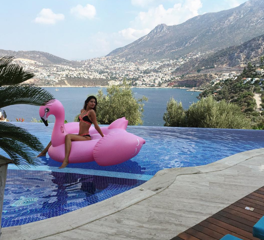 2016 Türkiye güzeli Buse İskenderoğlu'nun doğal halleri 8