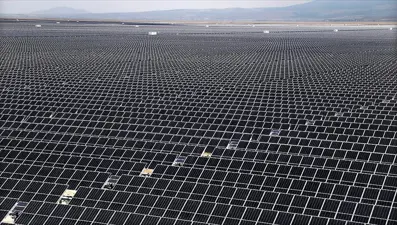 Suriye'den Hama'ya güneş enerji santrali