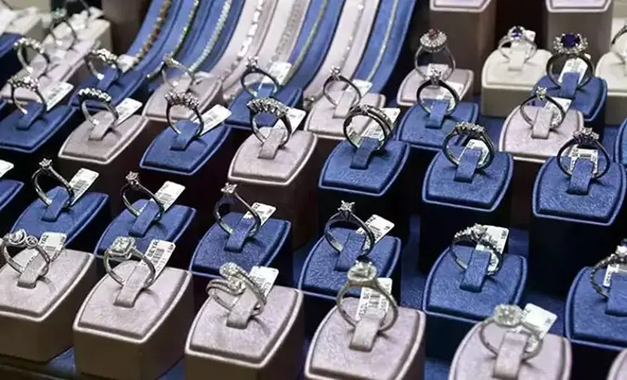 Kuyumcular da anlamıyor... Fiyatlar arttı, pırlantanın sahtesi ayırt edilemiyor 1