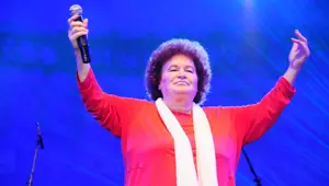 Selda Bağcan için dünya çapında edisyon anlaşması