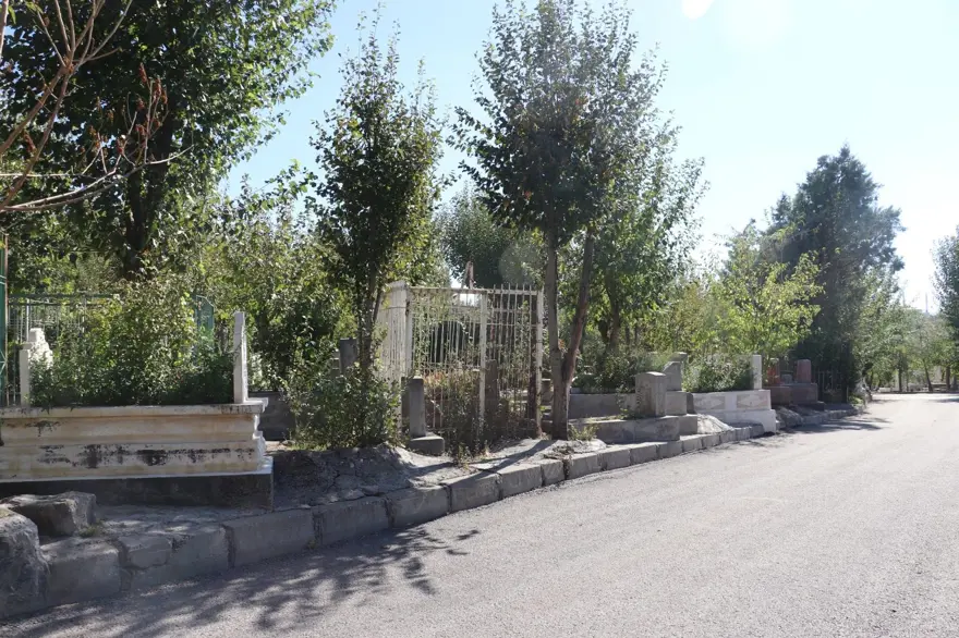 Diyarbakır’da mezarlık sorunu: 20 günlük mezar yeri kaldı 2 Diyarbakır’da mezarlık sorunu: 20 günlük mezar yeri kaldı 2