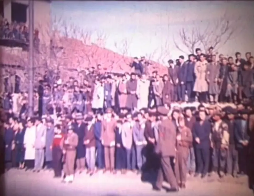 Atatürk’ün naaşının Anıtkabir’e naklinin renkli görüntüleriortaya çıktı 15 Atatürk’ün naaşının Anıtkabir’e naklinin renkli görüntüleriortaya çıktı 15